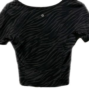 Lululemon Align T-shirt zebra print size 6